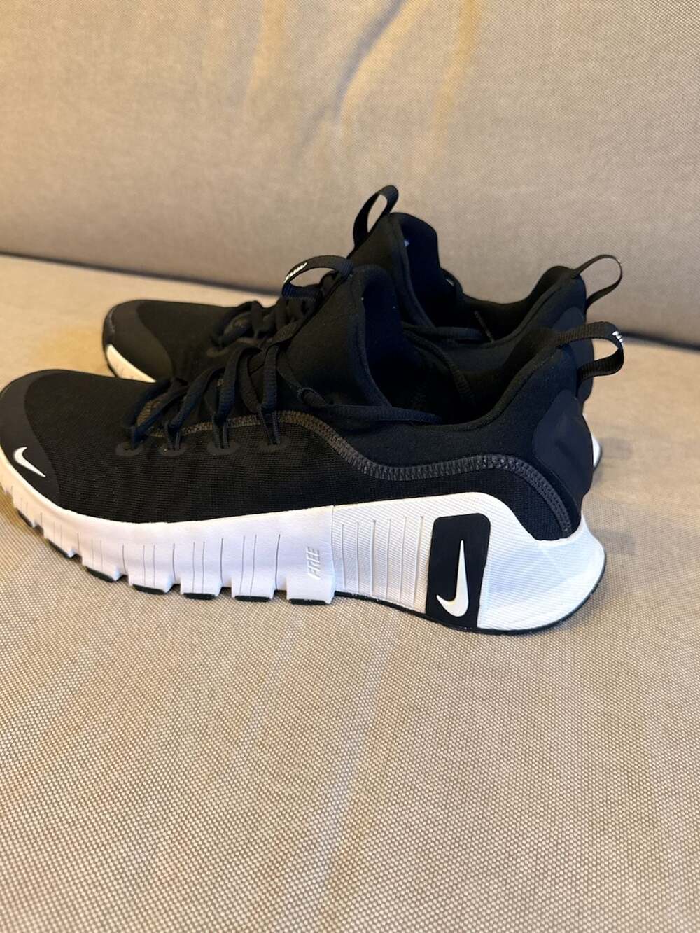 Nike Free Metcon 6 Training Sneakers - 10.5W / 9M - Picture 2 of 7